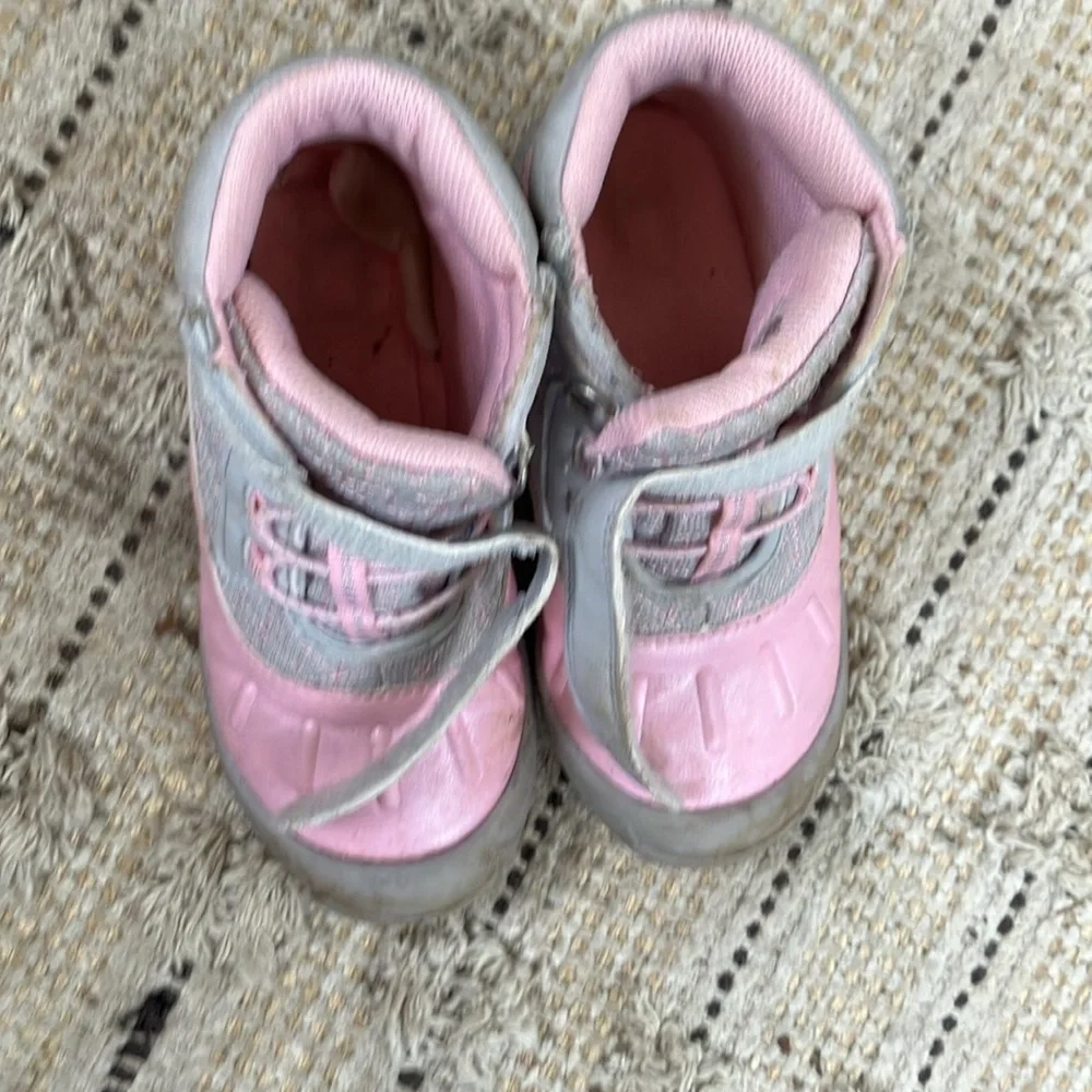 Stride rite wide width Pink waterproof sneaker boots